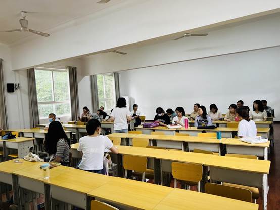 F2A3316D05DF330ED10CB8ABDF6013FE